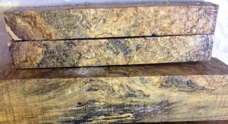 pale moon ebony kiesel